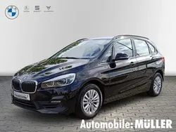 Schwarz Gebraucht 2021 BMW 218 Active Tourer Advantage Van / Kleinbus | 19.356 € (Fairer Preis)