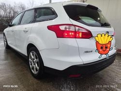 Weiß Gebraucht 2013 Ford Focus Kombi | 3.750 € (Superpreis)