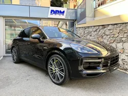 Schwarz Gebraucht 2020 Porsche Cayenne Turbo S SUV | 129.000 €