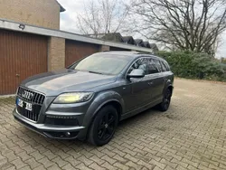 Grau Gebraucht 2011 Audi Q7 S-Line SUV | 14.900 € (Guter Preis)