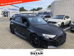 Grau Gebraucht 2025 Audi RS3 Sportback Sport Kleinwagen | 72.900 € (Etwas zu teuer)