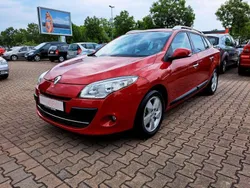 Rot dyna Gebraucht 2010 Renault Mégane GrandTour Dynamique Kombi | 3.399 € (Superpreis)