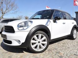 Weiß Gebraucht 2011 Mini Cooper Countryman SUV | 10.980 € (Fairer Preis)