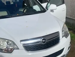 Weiß Gebraucht 2012 Opel Antara Cosmo SUV | 6.500 € (Teuer)