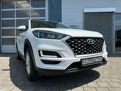 Weiss Gebraucht 2020 Hyundai Tucson SUV | 18.490 € (Guter Preis)