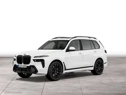 Alpinweiss iii Neu 2025 BMW X7 M Sport SUV | 105.990 €