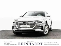 Taifungrau metallic Gebraucht 2022 Audi e-tron S-Line SUV | 26.845 € (Guter Preis)