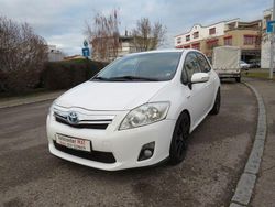 Weiß Gebraucht 2012 Toyota Auris Hybrid Life Limousine | 5.350 € (Fairer Preis)