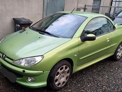 Grün Gebraucht 2004 Peugeot 206 CC Cabrio | 1.050 € (Guter Preis)