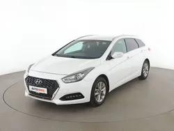 Weiß Gebraucht 2018 Hyundai i40 Space Kombi | 15.490 € (Fairer Preis)