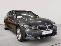 Mineralgrau metallic Gebraucht 2022 BMW 330e Luxury Line Limousine | 26.890 €