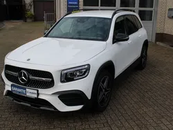 Weiß Gebraucht 2022 Mercedes GLB200 AMG line SUV | 39.900 € (Etwas zu teuer)
