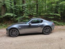 Grau Gebraucht 2024 Mazda MX5 Cabrio | 39.900 € (Teuer)