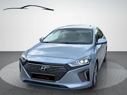 Silber Gebraucht 2017 Hyundai Ioniq Premium Limousine | 13.990 € (Guter Preis)