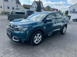 Lackierung emerald crystal/typ Gebraucht 2021 Citroën C5 Aircross Live SUV | 16.600 € (Superpreis)