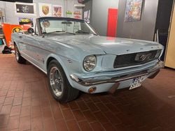 Blau Gebraucht 1966 Ford Mustang Cabrio | 49.900 €