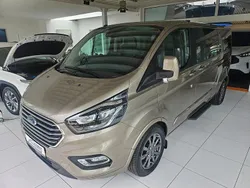 Silber Gebraucht 2018 Ford Tourneo Custom Titanium Van / Kleinbus | 29.950 € (Fairer Preis)