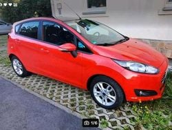 Rot Gebraucht 2015 Ford Fiesta Kombi | 3.999 € (Guter Preis)