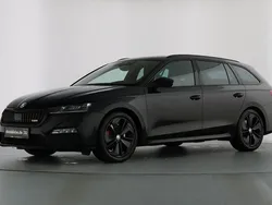 Schwarzmagic perleffekt Gebraucht 2021 Skoda Octavia RS Kombi | 30.890 € (Fairer Preis)