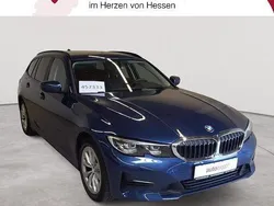 Phytonicblau metallic Gebraucht 2022 BMW 318 Advantage Kombi | 19.390 € (Guter Preis)