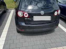 Schwarz Gebraucht 2006 VW Golf Plus Cross Van / Kleinbus | 1.700 € (Fairer Preis)