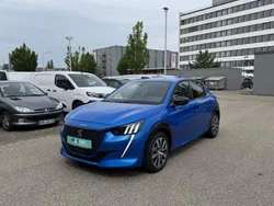 Blau Gebraucht 2021 Peugeot e-208 GT Kleinwagen | 19.149 € (Fairer Preis)