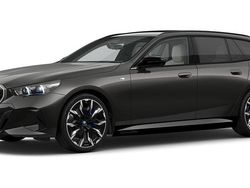 Grau Gebraucht 2024 BMW i5 Comfort Edition Kombi | 83.087 €