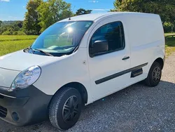 Weiß Gebraucht 2009 Renault Kangoo Van / Kleinbus | 3.250 € (Etwas zu teuer)