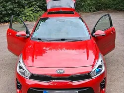 Rot Gebraucht 2018 Kia Rio Platinum Edition Limousine | 10.900 € (Fairer Preis)