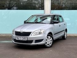 Silber Gebraucht 2011 Skoda Fabia Special Kleinwagen | 3.999 € (Fairer Preis)