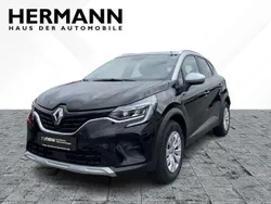 Metallic black pearl schwarz Gebraucht 2023 Renault Captur Evolution SUV | 17.986 € (Fairer Preis)