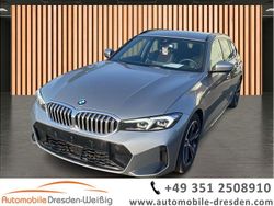 Grau Gebraucht 2024 BMW 330 M Sport Kombi | 39.980 € (Superpreis)