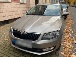 Silber Gebraucht 2016 Skoda Octavia Kombi | 12.900 € (Teuer)