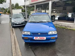 Blau Gebraucht 1996 Kia Pride Kleinwagen | 2.000 €