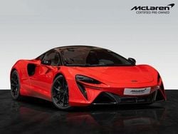 Rot Gebraucht 2024 McLaren Artura Coupé | 248.680 €