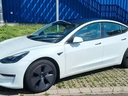 Weiß Gebraucht 2023 Tesla Model 3 Long Range Limousine | 33.900 € (Etwas zu teuer)