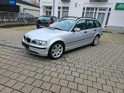 Silber Gebraucht 2004 BMW 318 Kombi | 2.499 € (Fairer Preis)