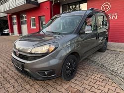 Grau Gebraucht 2019 Fiat Doblò Lounge Van / Kleinbus | 12.990 € (Fairer Preis)