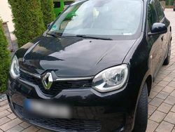 Schwarz Gebraucht 2022 Renault Twingo Zen Kleinwagen | 11.800 € (Fairer Preis)