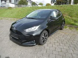 Mysticschwarz Neu 2025 Toyota Yaris Hybrid Limousine | 25.980 € (Fairer Preis)
