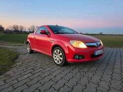 Rot Gebraucht 2004 Opel Tigra Cabrio | 1.299 € (Guter Preis)