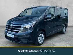 Grau Gebraucht 2023 Renault Trafic Van | 37.890 € (Guter Preis)