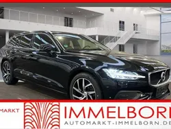 Black stone Gebraucht 2021 Volvo V60 Momentum Kombi | 24.880 € (Superpreis)
