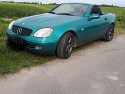 Grün Gebraucht 1998 Mercedes SLK200 Cabrio | 4.450 € (Fairer Preis)