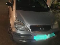 Silber Gebraucht 2001 Mercedes A160 Kleinwagen | 1.800 € (Etwas zu teuer)