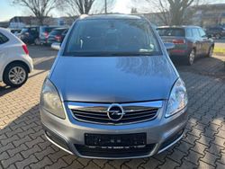 Grau Gebraucht 2005 Opel Zafira Van / Kleinbus | 1.000 € (Superpreis)
