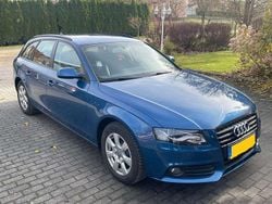 Blau Gebraucht 2011 Audi A4 Ambiente Kombi | 6.700 € (Superpreis)