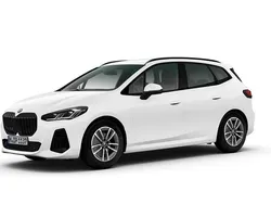 Weiß Gebraucht 2024 BMW 218 Active Tourer Luxury Line Van / Kleinbus | 36.290 € (Etwas zu teuer)