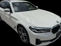 Alpinweiss iii Gebraucht 2021 BMW 530 Performance Kombi | 33.600 € (Superpreis)