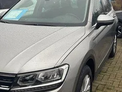 Silber Gebraucht 2019 VW Tiguan Comfortline SUV | 19.999 € (Guter Preis)